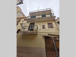 Bilocale in Vendita a Palermo, 34'000&euro;, 50 m², arredato