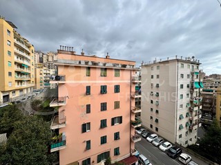 Trilocale in Affitto a Genova, 750&euro;, 70 m², arredato