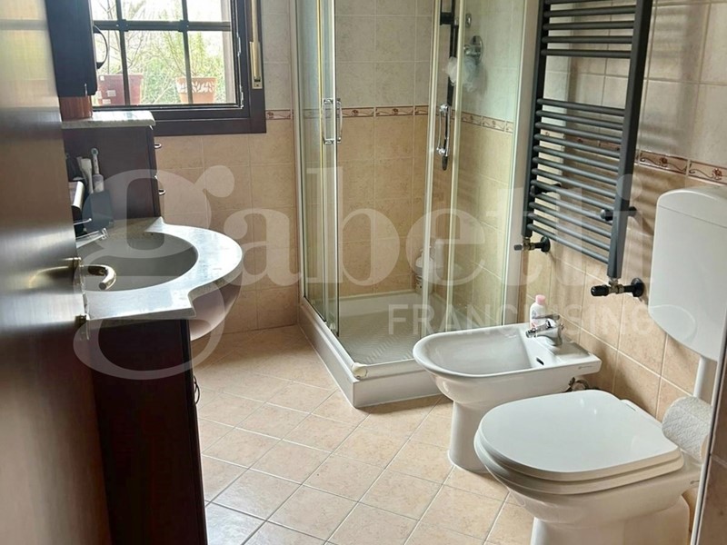 Trilocale in Vendita a Sant'Agata Bolognese, 175'000&euro;, 73 m², con Box