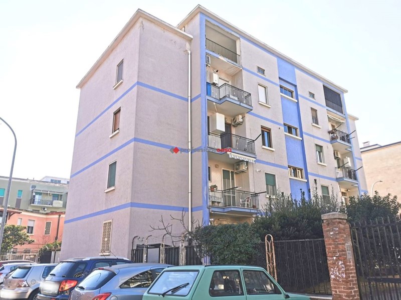 Quadrilocale in Vendita a Foggia, 125'000&euro;, 126 m²