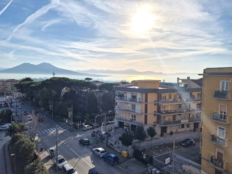 Bilocale in Affitto a Napoli, 850&euro;, 55 m²