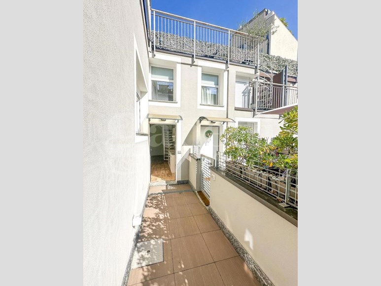 Bilocale in Vendita a Milano, 320'000&euro;, 80 m²