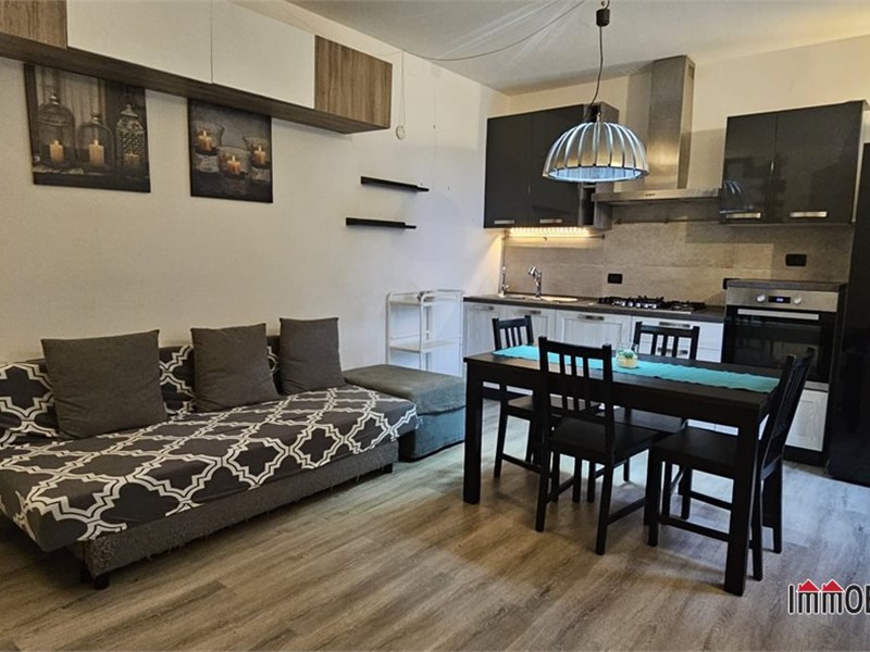 Trilocale in Vendita a Colle di Val D'Elsa, 205'000&euro;, 100 m²