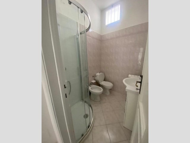 Trilocale in Affitto a Camaiore, zona Lido di Camaiore, 3'700&euro;, 65 m², arredato