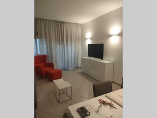 Trilocale in Affitto a Camaiore, zona Lido di Camaiore, 2'700&euro;, 70 m², arredato