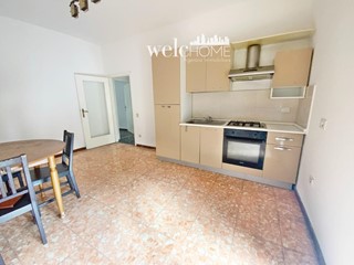 Trilocale in Vendita a Prato, zona Il Soccorso, 170'000&euro;, 77 m²