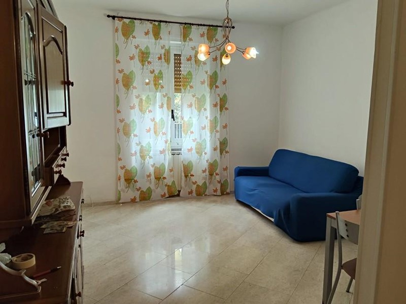 Appartamento in Vendita a Carrara, 130'000&euro;, 63 m², arredato