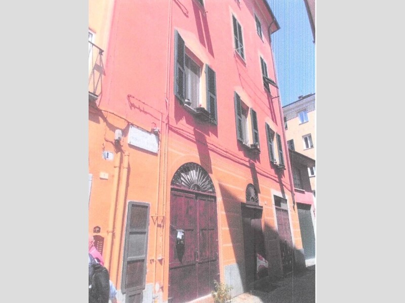 Appartamento in Vendita a Ovada, 210'000&euro;, 130 m²