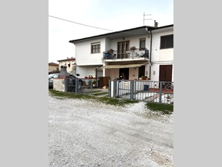 Trilocale in Vendita a Pisa, zona Putignano Pisano, 165'000&euro;, 70 m²