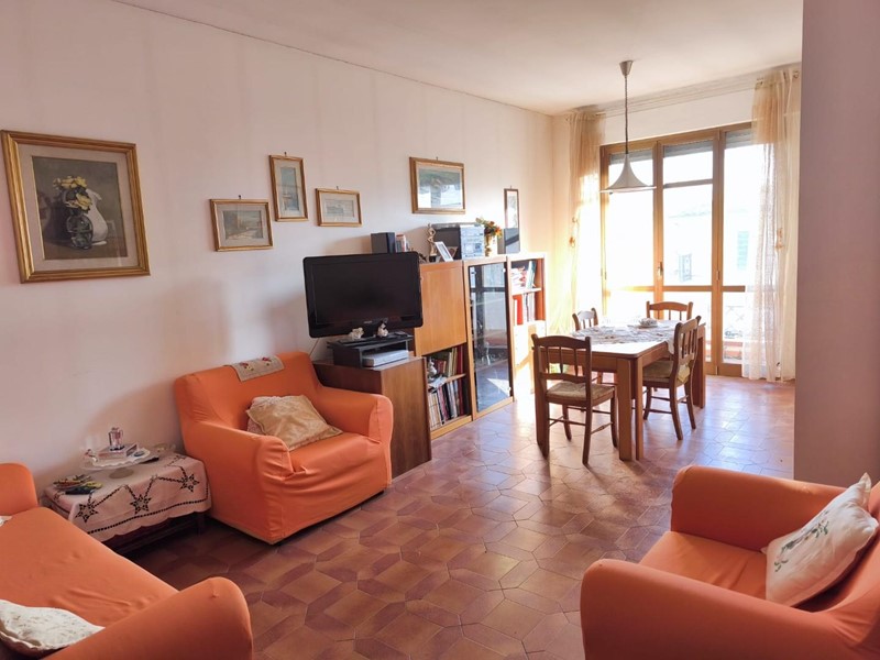 Appartamento in Vendita a Palaia, zona Forcoli, 175'000&euro;, 145 m²