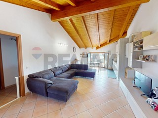 Trilocale in Vendita a Zerbolò, 75'000&euro;, 98 m²