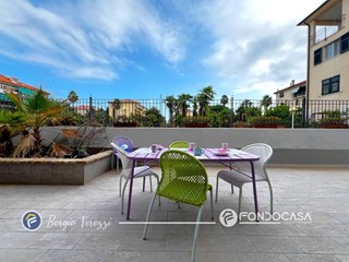 Trilocale in Vendita a Borgio Verezzi, 475'000&euro;, 70 m²