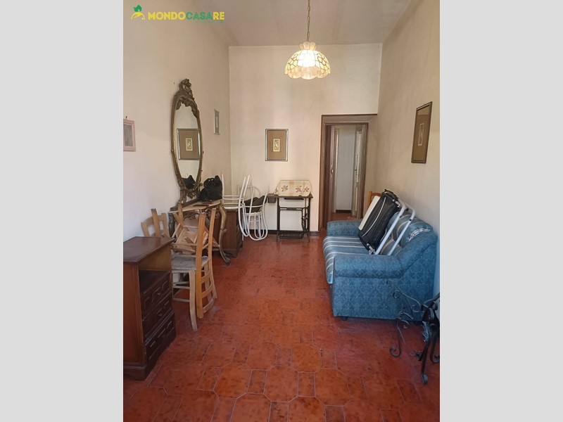 Trilocale in Vendita a Marcellina, 49'000&euro;, 70 m²