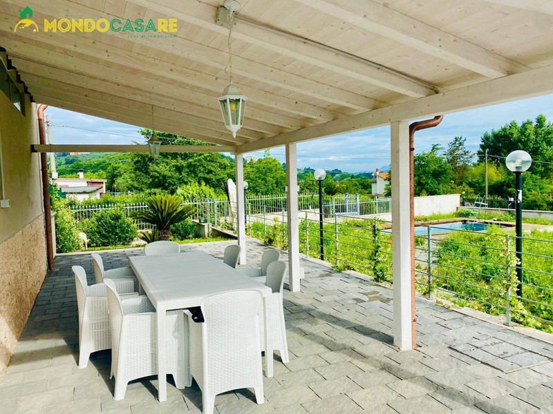 Appartamento in Vendita a Palombara Sabina, 219'000&euro;, 144 m²