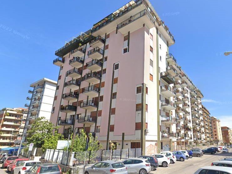 Appartamento in Vendita a Palermo, 395'000&euro;, 200 m²