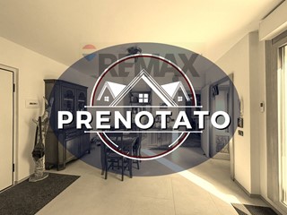 Trilocale in Vendita a Azzate, 179'000&euro;, 116 m²