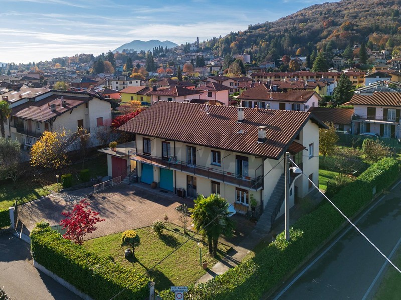 Trilocale in Vendita a Marchirolo, 150'000&euro;, 105 m²