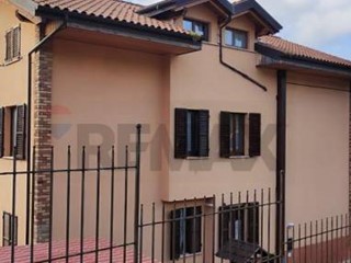 Appartamento in Vendita a Passignano sul Trasimeno, 68'625&euro;, 120 m²