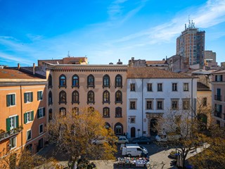 Appartamento in Vendita a Sassari, 275'000&euro;, 233 m²