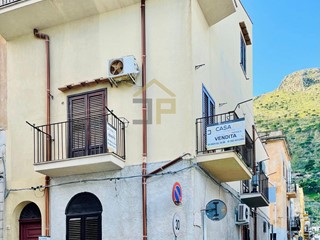 Appartamento in Vendita a Castellammare del Golfo, 139'000&euro;, 70 m²