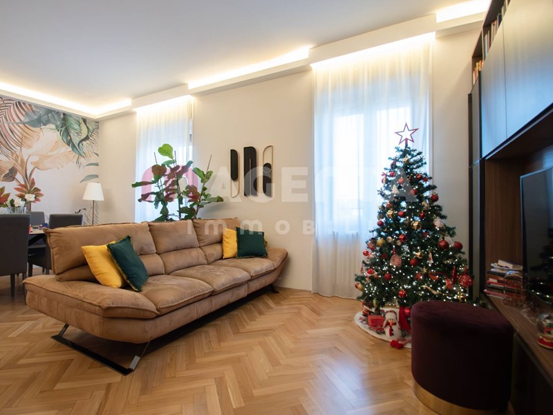 Quadrilocale in Vendita a Brescia, 399'000&euro;, 155 m²