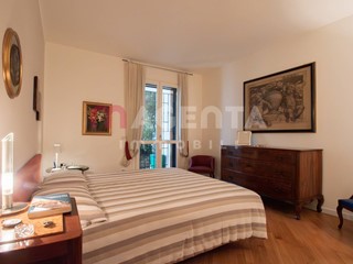 Trilocale in Vendita a Brescia, 285'000&euro;, 155 m²