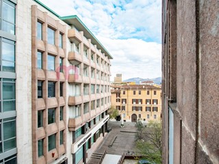 Trilocale in Vendita a Brescia, 185'000&euro;, 100 m²