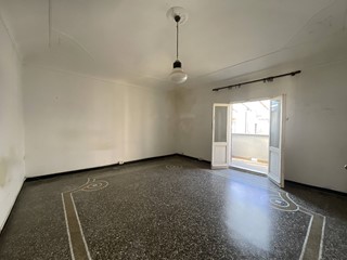 Trilocale in Vendita a Savona, 135'000&euro;, 90 m²