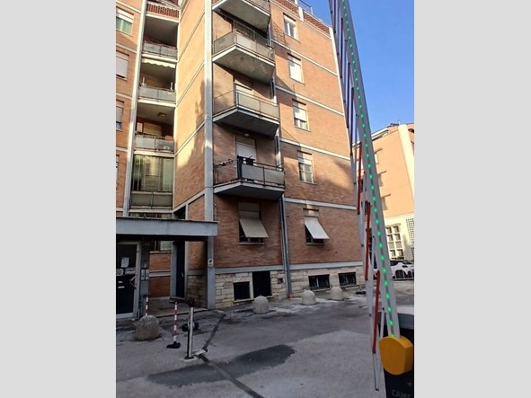 Quadrilocale in Vendita a Terni, 85'000&euro;, 85 m²