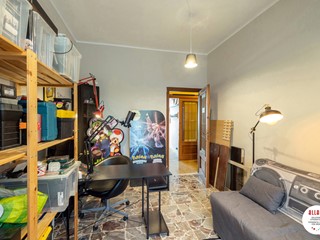 Quadrilocale in Vendita a Torino, 155'000&euro;, 91 m²