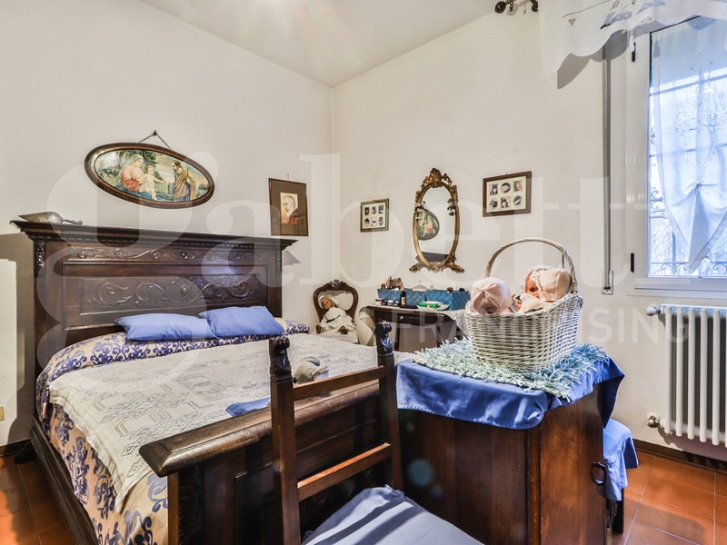 Trilocale in Vendita a Bologna, 275'000&euro;, 90 m², con Box