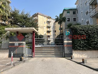 Quadrilocale in Vendita a Portici, 240'000&euro;, 95 m²