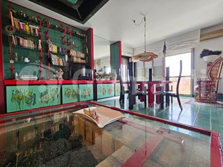 Appartamento in Vendita a Taormina, 590'000&euro;, 138 m², arredato, con Box