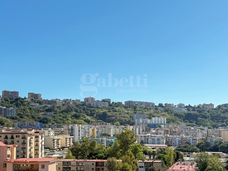 Quadrilocale in Affitto a Napoli, 850&euro;, 96 m²
