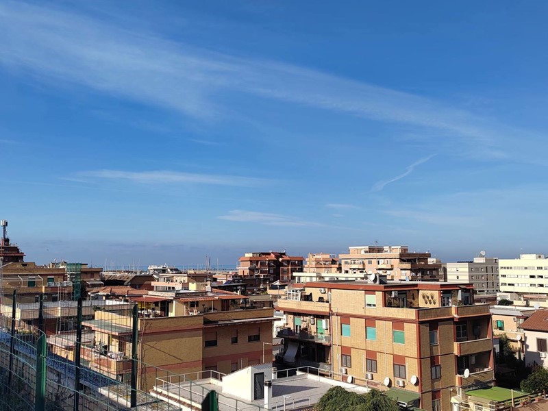 Attico in Vendita a Fiumicino, 179'000&euro;, 54 m²