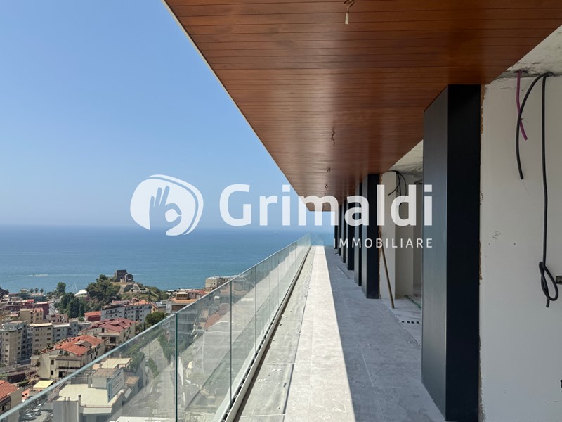 Appartamento in Vendita a Salerno, 1'400'000&euro;, 180 m²