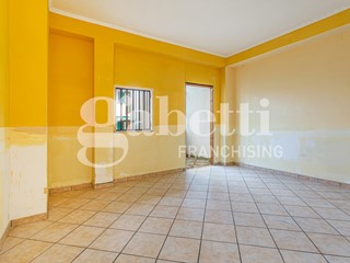 Trilocale in Vendita a Mugnano di Napoli, 128'000&euro;, 75 m²