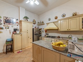 Appartamento in Vendita a Milano, 595'000&euro;, 150 m²