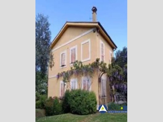 Quadrilocale in Vendita a Sutri, 309'522&euro;, 2000 m²