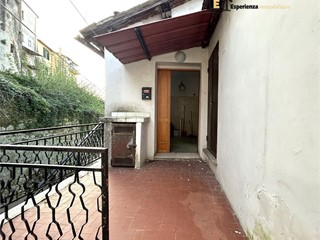 Bilocale in Vendita a Poggio Mirteto, 35'000&euro;, 60 m²