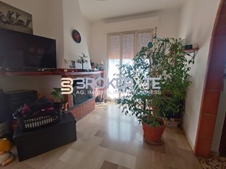 Quadrilocale in Vendita a Massa, 209'000&euro;, 70 m², arredato