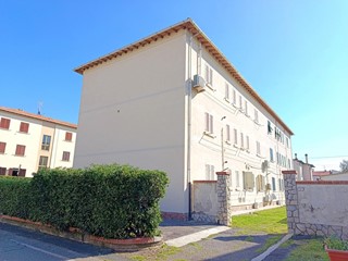 Trilocale in Vendita a Rosignano Marittimo, zona Rosignano Solvay, 128'000&euro;, 69 m²
