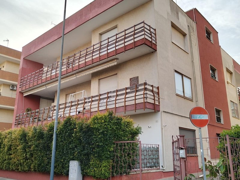Quadrilocale in Affitto a Lecce, 850&euro;, 160 m², arredato