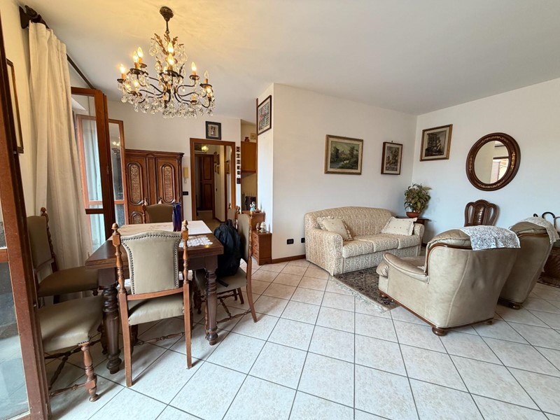 Trilocale in Vendita a Casciana Terme Lari, zona Casciana Terme, 99'000&euro;, 70 m², arredato