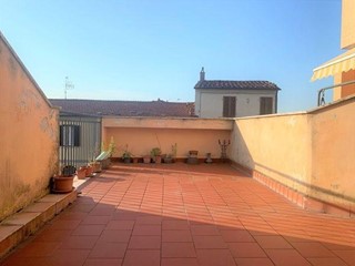 Trilocale in Vendita a Casciana Terme Lari, zona Casciana Terme, 99'000&euro;, 70 m², arredato