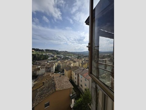 Quadrilocale in Vendita a Siena, 190'000&euro;, 90 m²