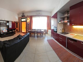 Monolocale in Vendita a Collesalvetti, zona Nugola Nuova, 93'000&euro;, 50 m², arredato