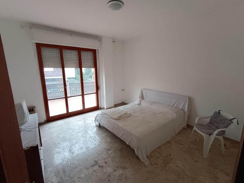 Appartamento in Vendita a Carrara, zona Avenza, 300'000&euro;, 128 m², arredato
