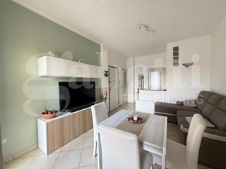 Bilocale in Vendita a Torino, 115'000&euro;, 62 m²