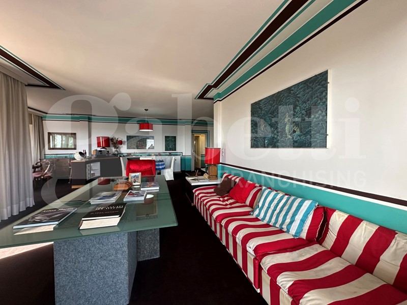 Quadrilocale in Vendita a Sanremo, 690'000&euro;, 190 m², arredato